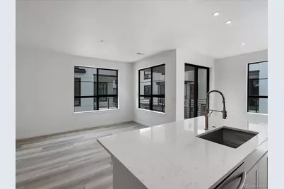 2060 S Holly Street #3, Denver, CO 80222 - Photo 7