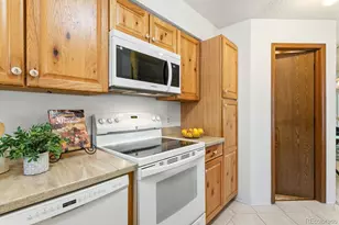 1924 Newland Ct, Lakewood, CO 80214 - Photo 7