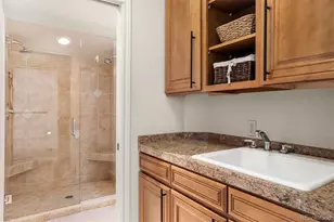 960 S High St, Denver, CO 80209 - Photo 23