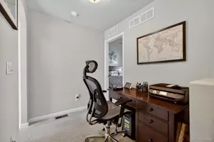 1853 S Buchanan Cir, Aurora, CO 80018 - Photo 9