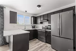16562 E Louisiana Dr, Aurora, CO 80017 - Photo 7