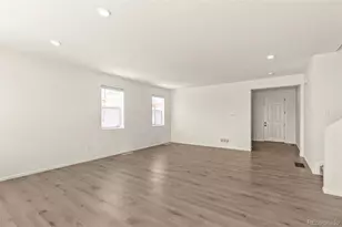 47378 Bluebell Ave, Bennett, CO 80102 - Photo 9