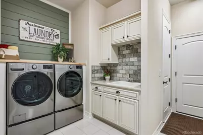 23070 E Del Norte Circle, Aurora, CO 80016 - Photo 33