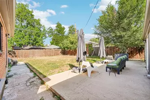 2323 Oneida St, Denver, CO 80207 - Photo 45