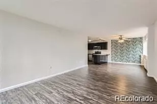 909 N Logan Street, Denver, CO 80203 - Photo 3