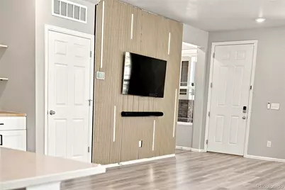 18292 E Kansas Place, Aurora, CO 80017 - Photo 9