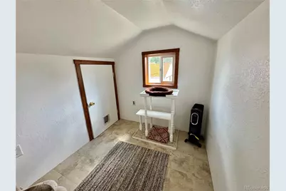 581 Bent Avenue, Akron, CO 80720 - Photo 11