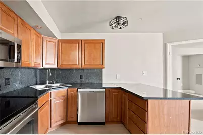 601 W 11th Avenue #901, Denver, CO 80204 - Photo 7