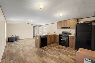 720 4th St, Colorado Springs, CO 80907 - Photo 7