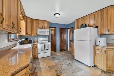 886 Coronado Drive, Sedalia, CO 80135 - Photo 11
