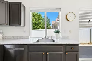 5548 Nepal St, Denver, CO 80249 - Photo 5