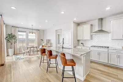 4021 N Biloxi Court, Aurora, CO 80019 - Photo 5