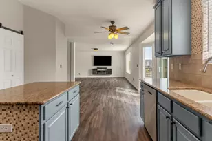 9797 Falcon Ln, Littleton, CO 80125 - Photo 9