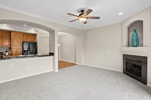 1821 S Dunkirk St, Aurora, CO 80017 - Photo 9