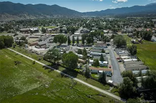 910 J St, Salida, CO 81201 - Photo 19