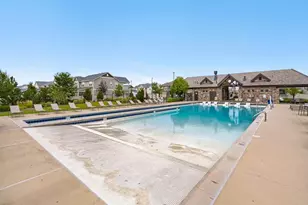 20558 E 49th Dr, Denver, CO 80249 - Photo 37