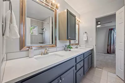 14192 E Chenango Place, Aurora, CO 80015 - Photo 15
