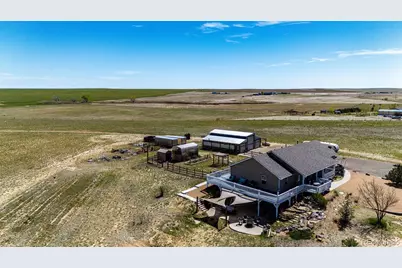 57109 E Kenyon Avenue, Strasburg, CO 80136 - Photo 41