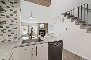 6712 S Independence St, Littleton, CO 80128 - Photo 17