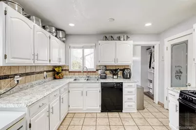 970 Nile Street, Aurora, CO 80010 - Photo 17