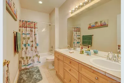 17613 E Peakview Avenue, Aurora, CO 80016 - Photo 23