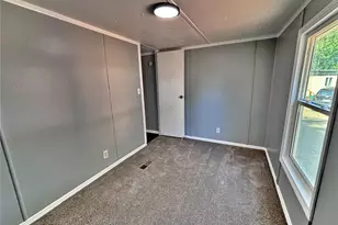 220 Mount View Ln, Colorado Springs, CO 80907 - Photo 11