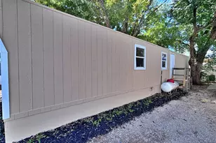 220 Mount View Ln, Colorado Springs, CO 80907 - Photo 23