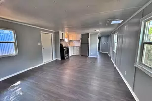 220 Mount View Ln, Colorado Springs, CO 80907 - Photo 7