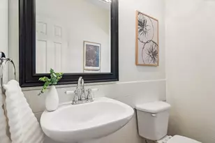 8009 E Vassar Dr, Denver, CO 80231 - Photo 19