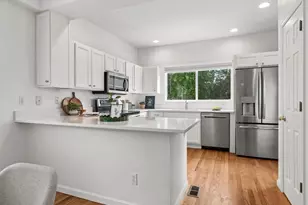 8009 E Vassar Dr, Denver, CO 80231 - Photo 15