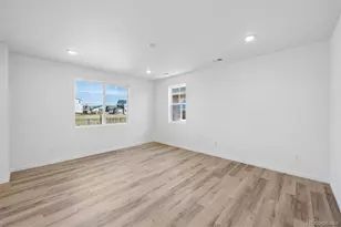 4152 N Hayleyville St, Aurora, CO 80019 - Photo 7