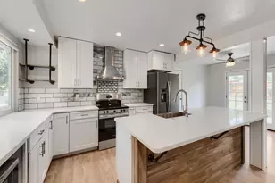 17541 E Whitaker Dr, Aurora, CO 80015 - Photo 3