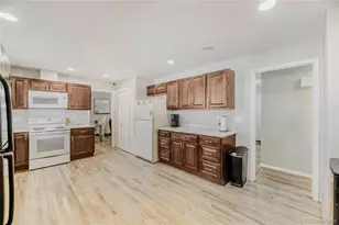 2705 E Evans Ave, Denver, CO 80210 - Photo 17