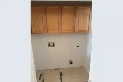 847 S Evanston Circle, Aurora, CO 80012 - Photo 13