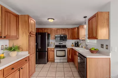 17324 E Wagon Trail Parkway, Aurora, CO 80015 - Photo 9