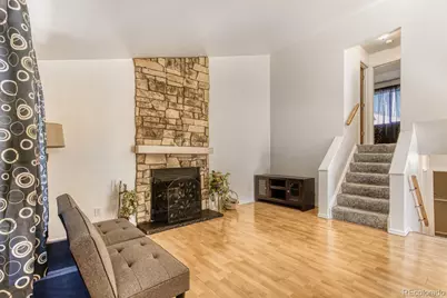 19335 E Batavia Place E, Aurora, CO 80011 - Photo 7