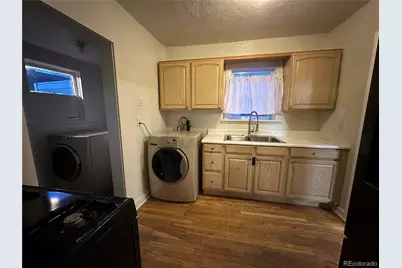 665 S Hazel Court, Denver, CO 80219 - Photo 7