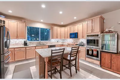 545 Hayloft Way, Brighton, CO 80601 - Photo 7