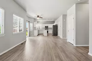 3261 E 102nd Ct, Thornton, CO 80229 - Photo 5
