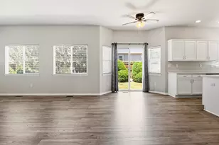 3261 E 102nd Ct, Thornton, CO 80229 - Photo 7
