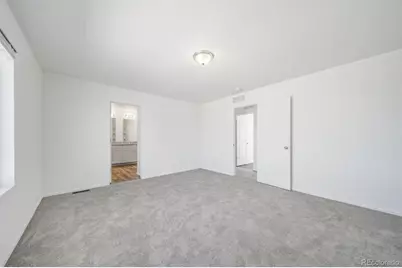 10082 Salem Court, Commerce City, CO 80022 - Photo 29