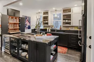 10 S Lincoln St, Denver, CO 80209 - Photo 9
