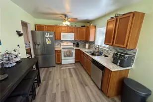 1118 Maxwell St, Colorado Springs, CO 80906 - Photo 3