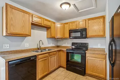 7910 Olive Street, Commerce City, CO 80022 - Photo 15