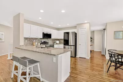 19275 E Brown Place, Aurora, CO 80013 - Photo 7