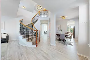 10673 Cedarcrest Cir, Highlands Ranch, CO 80130 - Photo 3