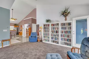 15555 E 40th Ave, Denver, CO 80239 - Photo 7