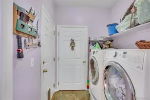 15555 E 40th Ave, Denver, CO 80239 - Photo 11