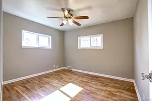 1956 Elmira St, Aurora, CO 80010 - Photo 5