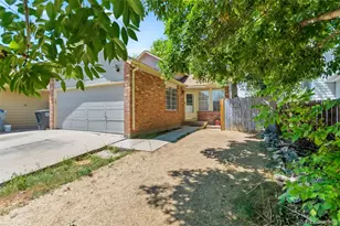 247 Wadsworth Cir, Longmont, CO 80504 - Photo 3